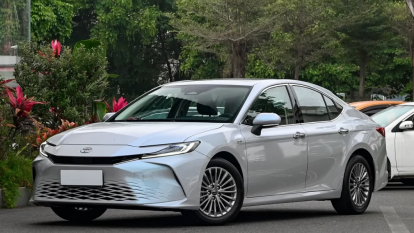 Toyota Camry V80